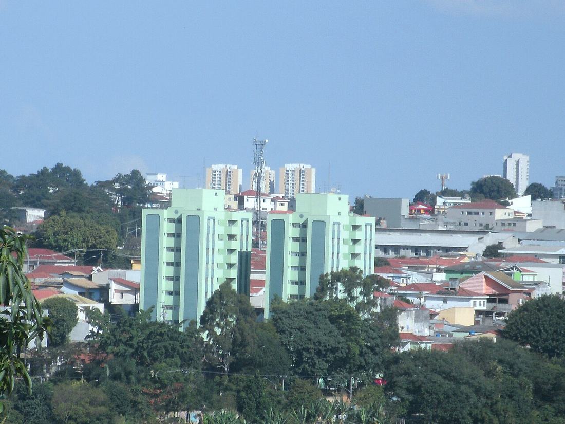 Prédio residencial próximo ao metrô